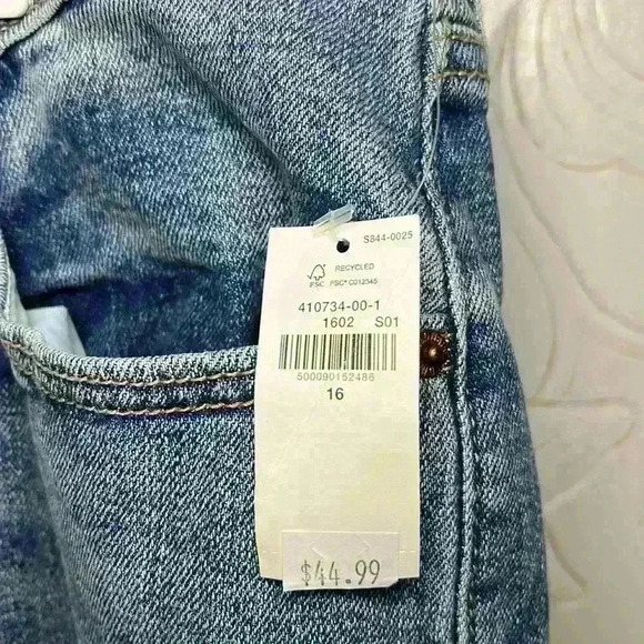 NWT Old Navy High-Rise OG Straight Courtney Jeans Denim Medium Wash Size 16 - Picture 4 of 11